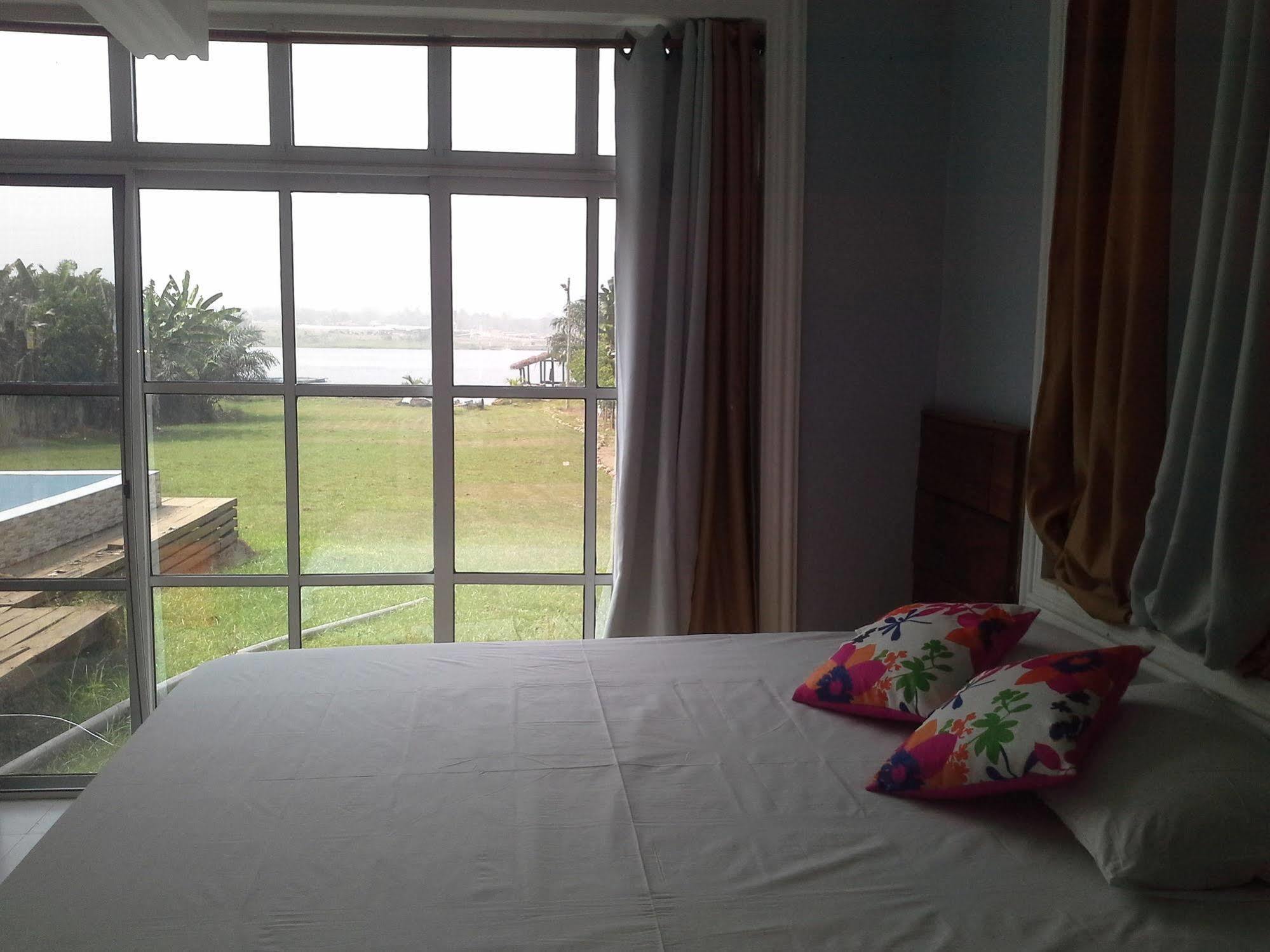 Volta Hotel Akosombo Экстерьер фото