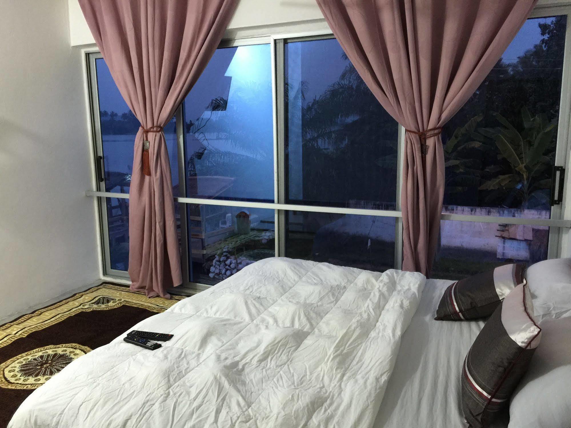 Volta Hotel Akosombo Экстерьер фото